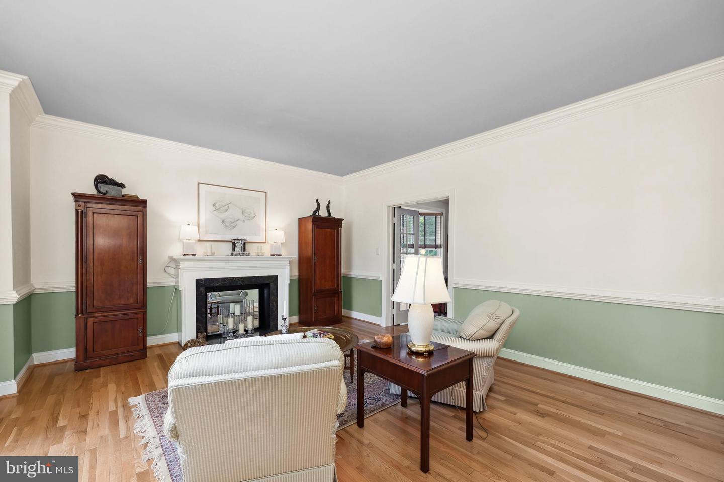 9807 PORTSIDE DR, BURKE, Virginia 22015, 4 Bedrooms Bedrooms, ,4 BathroomsBathrooms,Residential,For sale,9807 PORTSIDE DR,VAFX2239626 MLS # VAFX2239626