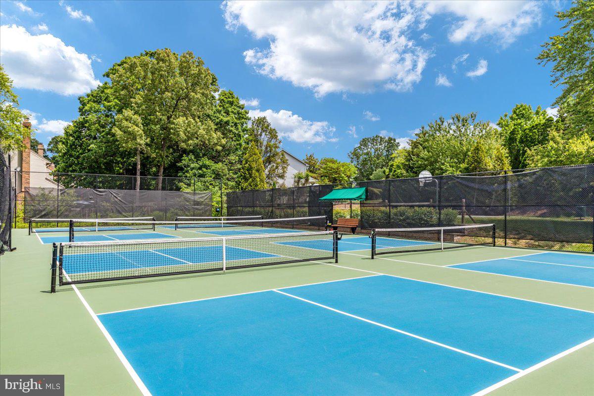 13653 WILDFLOWER LN, CLIFTON, Virginia 20124, 3 Bedrooms Bedrooms, ,3 BathroomsBathrooms,Residential,For sale,13653 WILDFLOWER LN,VAFX2239636 MLS # VAFX2239636