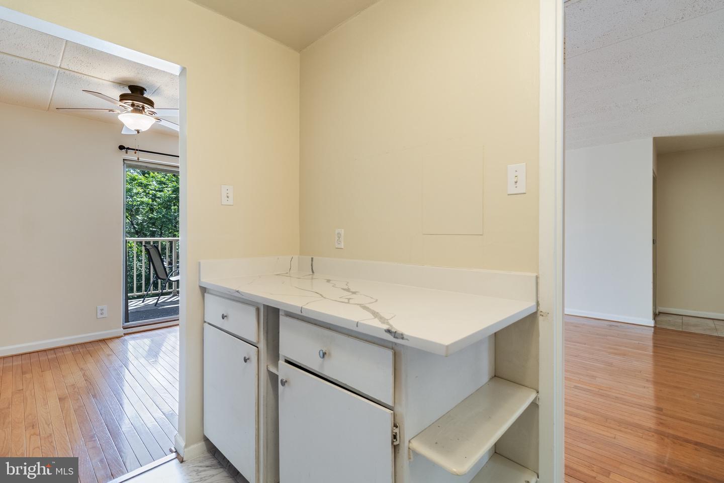 5707 INDIAN CT #31, ALEXANDRIA, Virginia 22303, 2 Bedrooms Bedrooms, ,1 BathroomBathrooms,Residential,For sale,5707 INDIAN CT #31,VAFX2239666 MLS # VAFX2239666