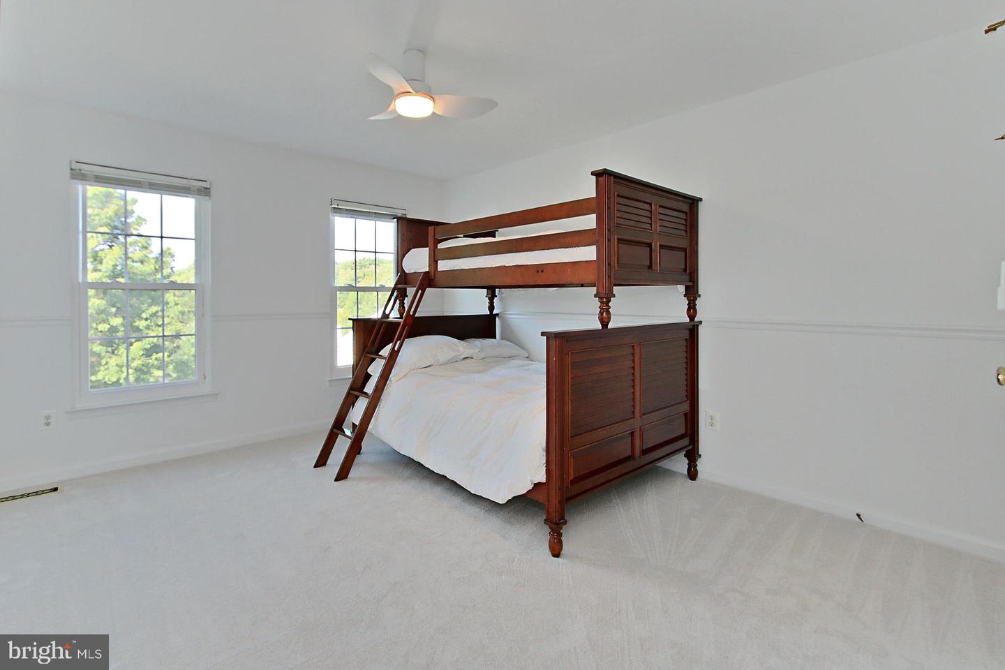 209 JENNINGS CT SE, LEESBURG, Virginia 20175, 4 Bedrooms Bedrooms, ,3 BathroomsBathrooms,Residential,For sale,209 JENNINGS CT SE,VALO2095996 MLS # VALO2095996