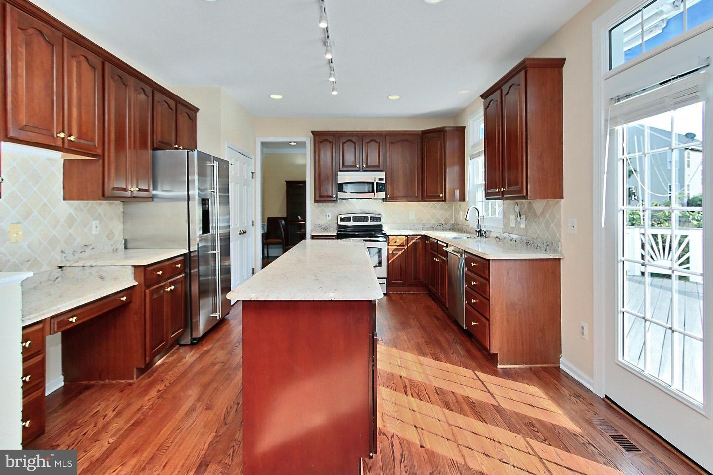 209 JENNINGS CT SE, LEESBURG, Virginia 20175, 4 Bedrooms Bedrooms, ,3 BathroomsBathrooms,Residential,For sale,209 JENNINGS CT SE,VALO2095996 MLS # VALO2095996