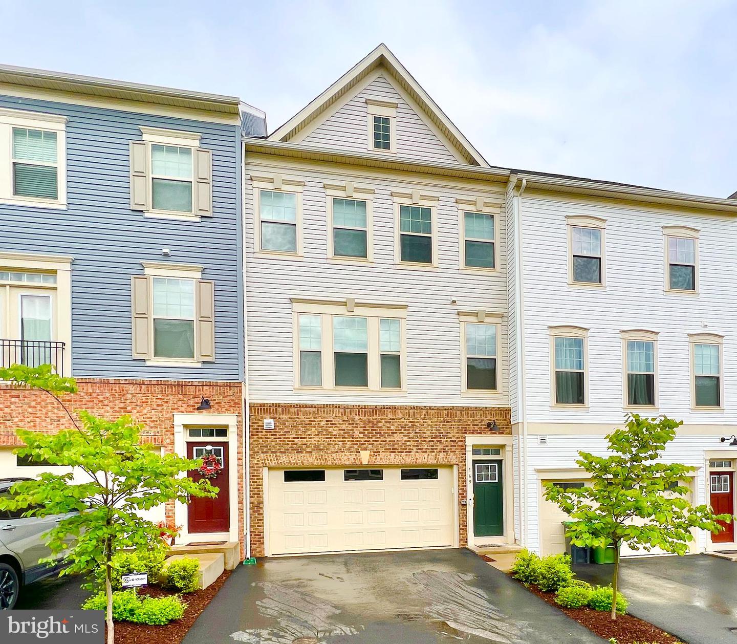 169 SHADED VALLEY CT, STAFFORD, Virginia 22554, 4 Bedrooms Bedrooms, ,3 BathroomsBathrooms,Residential,For sale,169 SHADED VALLEY CT,VAST2038674 MLS # VAST2038674