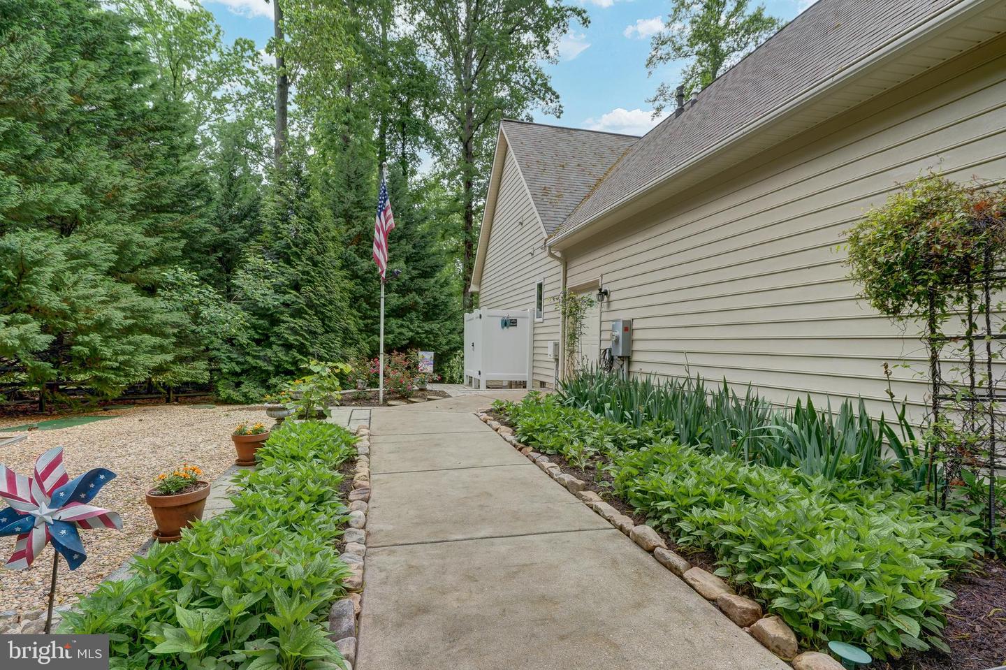 76 RETRIEVER CT, BUMPASS, Virginia 23024, 4 Bedrooms Bedrooms, 11 Rooms Rooms,2 BathroomsBathrooms,Residential,For sale,76 RETRIEVER CT,VALA2007830 MLS # VALA2007830