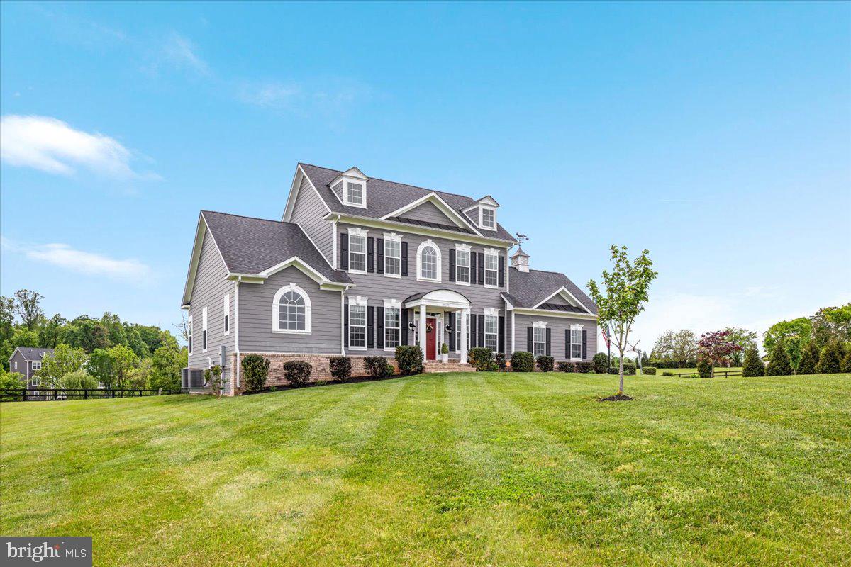 39571 CHARLES HENRY PL, WATERFORD, Virginia 20197, 5 Bedrooms Bedrooms, ,3 BathroomsBathrooms,Residential,For sale,39571 CHARLES HENRY PL,VALO2096020 MLS # VALO2096020
