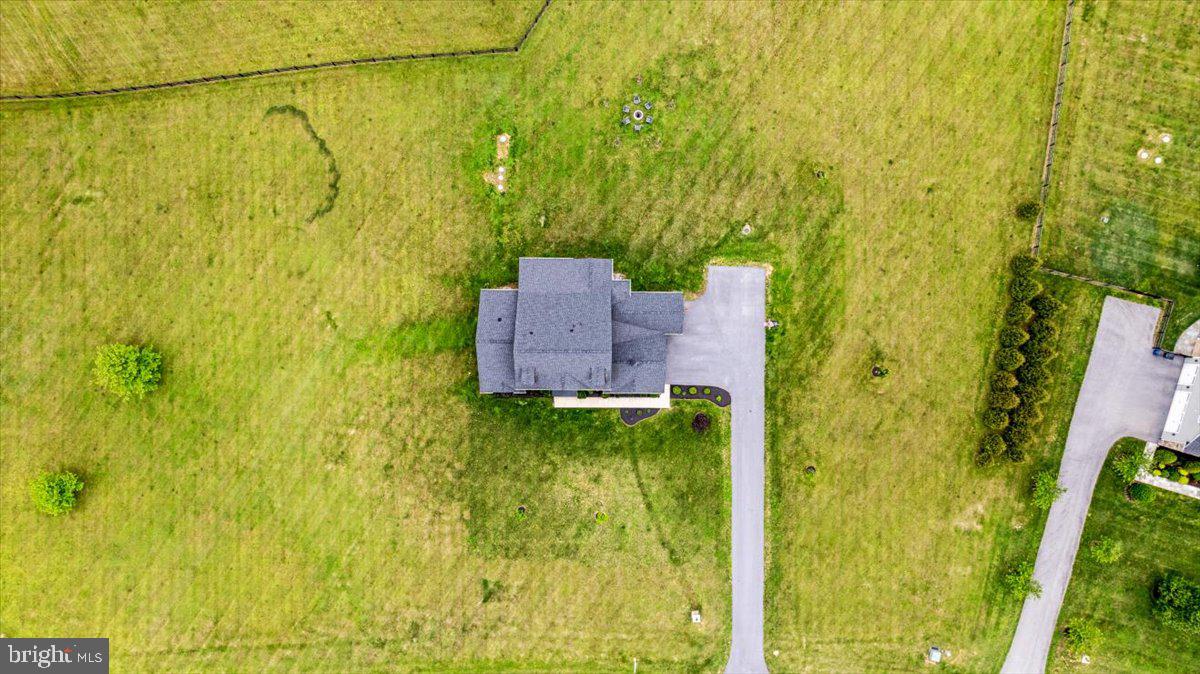 39571 CHARLES HENRY PL, WATERFORD, Virginia 20197, 5 Bedrooms Bedrooms, ,3 BathroomsBathrooms,Residential,For sale,39571 CHARLES HENRY PL,VALO2096020 MLS # VALO2096020