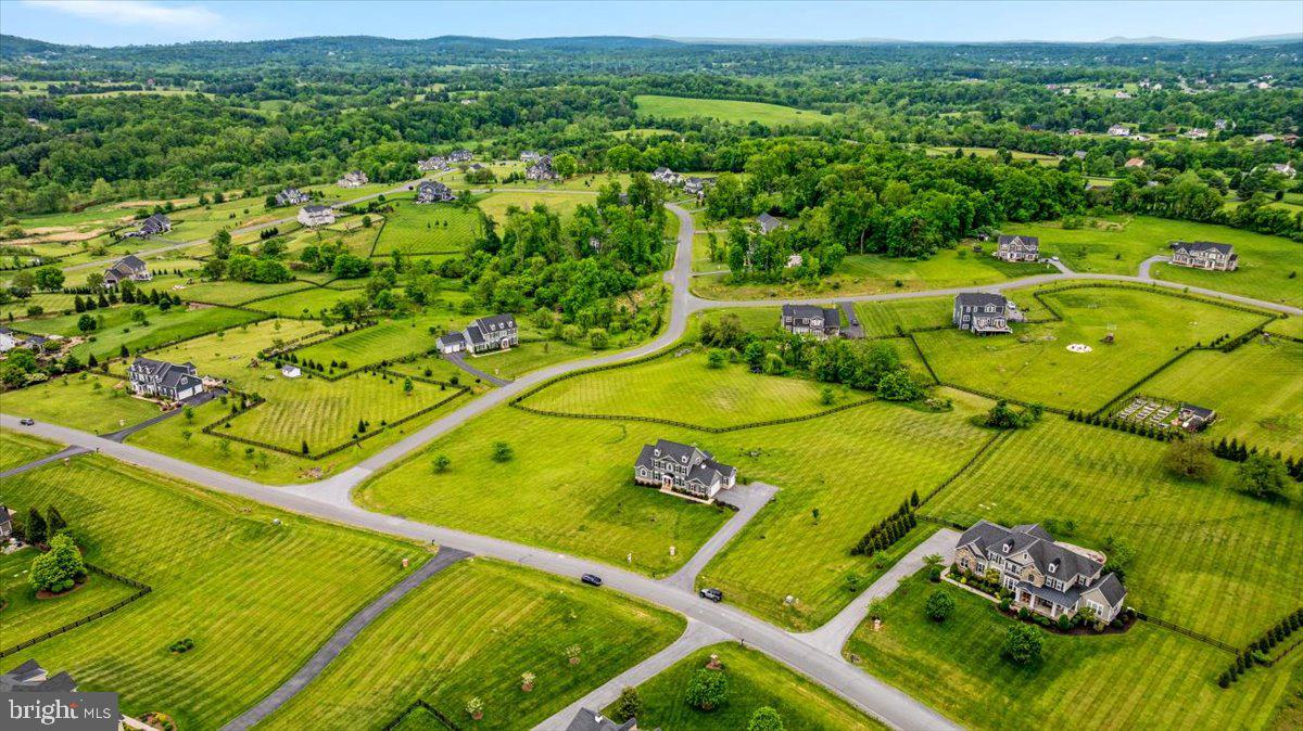 39571 CHARLES HENRY PL, WATERFORD, Virginia 20197, 5 Bedrooms Bedrooms, ,3 BathroomsBathrooms,Residential,For sale,39571 CHARLES HENRY PL,VALO2096020 MLS # VALO2096020