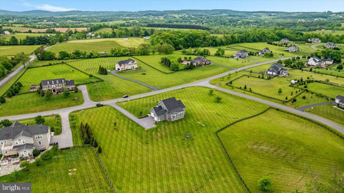 39571 CHARLES HENRY PL, WATERFORD, Virginia 20197, 5 Bedrooms Bedrooms, ,3 BathroomsBathrooms,Residential,For sale,39571 CHARLES HENRY PL,VALO2096020 MLS # VALO2096020