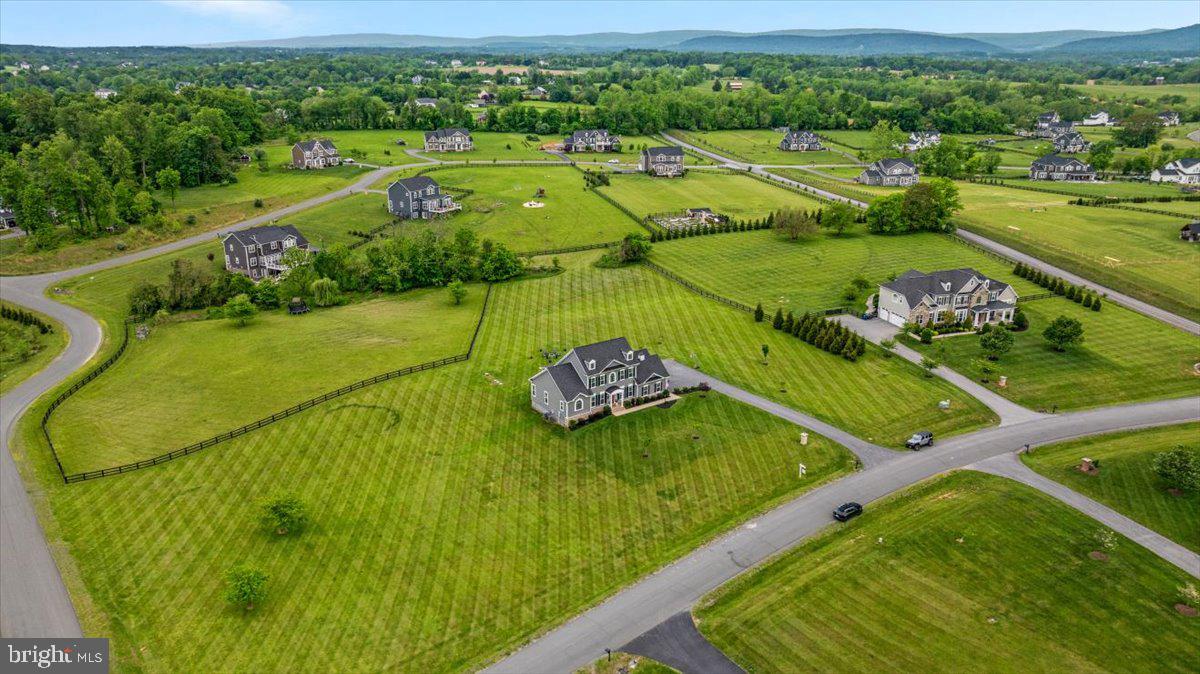 39571 CHARLES HENRY PL, WATERFORD, Virginia 20197, 5 Bedrooms Bedrooms, ,3 BathroomsBathrooms,Residential,For sale,39571 CHARLES HENRY PL,VALO2096020 MLS # VALO2096020