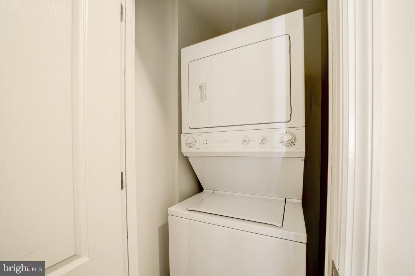 1441 RHODE ISLAND AVE NW #817, WASHINGTON, District Of Columbia 20005, ,1 BathroomBathrooms,Residential,For sale,1441 RHODE ISLAND AVE NW #817,DCDC2199878 MLS # DCDC2199878