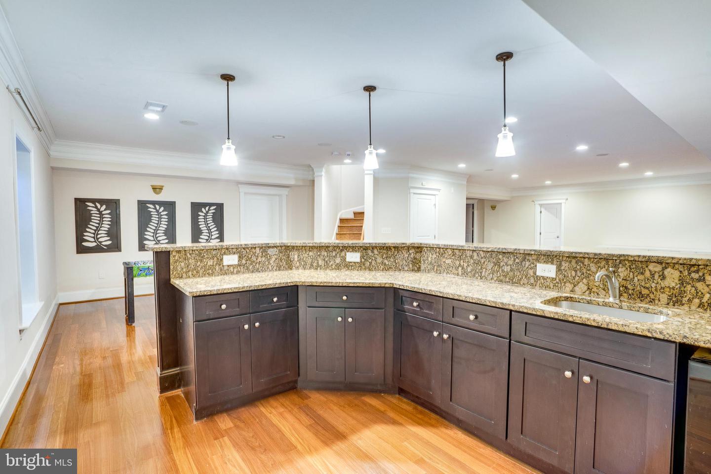 829 GOLDEN ARROW ST, GREAT FALLS, Virginia 22066, 6 Bedrooms Bedrooms, ,6 BathroomsBathrooms,Residential,For sale,829 GOLDEN ARROW ST,VAFX2239824 MLS # VAFX2239824