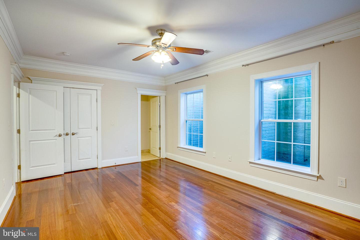 829 GOLDEN ARROW ST, GREAT FALLS, Virginia 22066, 6 Bedrooms Bedrooms, ,6 BathroomsBathrooms,Residential,For sale,829 GOLDEN ARROW ST,VAFX2239824 MLS # VAFX2239824