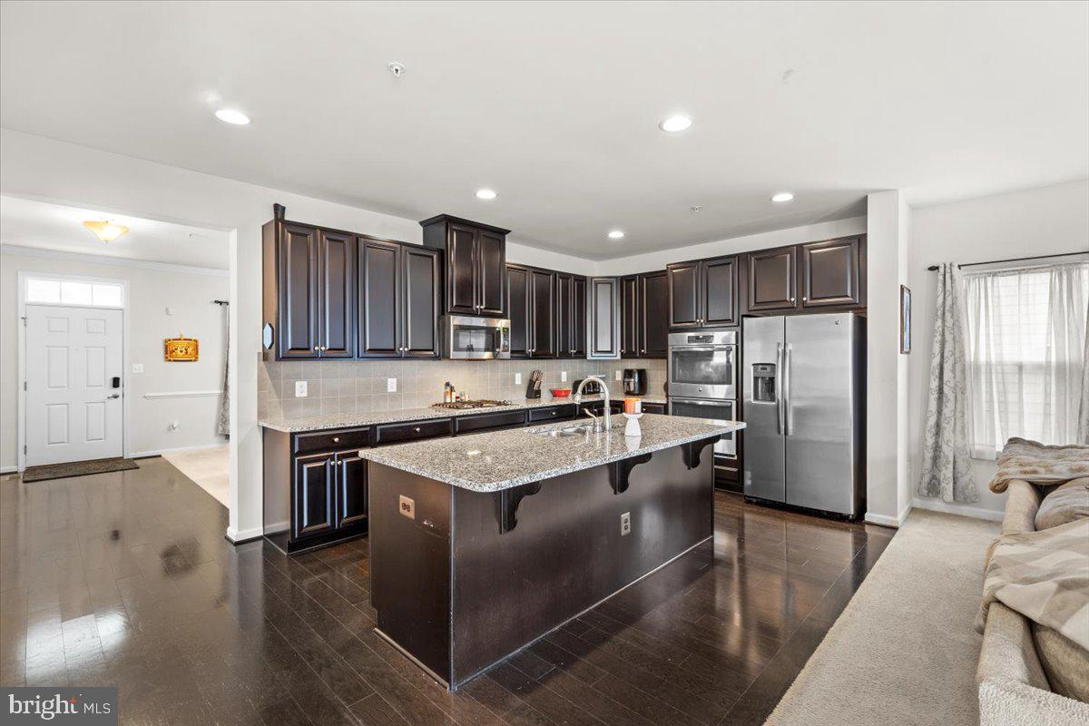 2121 RIVER HERITAGE BLVD, DUMFRIES, Virginia 22026, 4 Bedrooms Bedrooms, ,3 BathroomsBathrooms,Residential,For sale,2121 RIVER HERITAGE BLVD,VAPW2094406 MLS # VAPW2094406