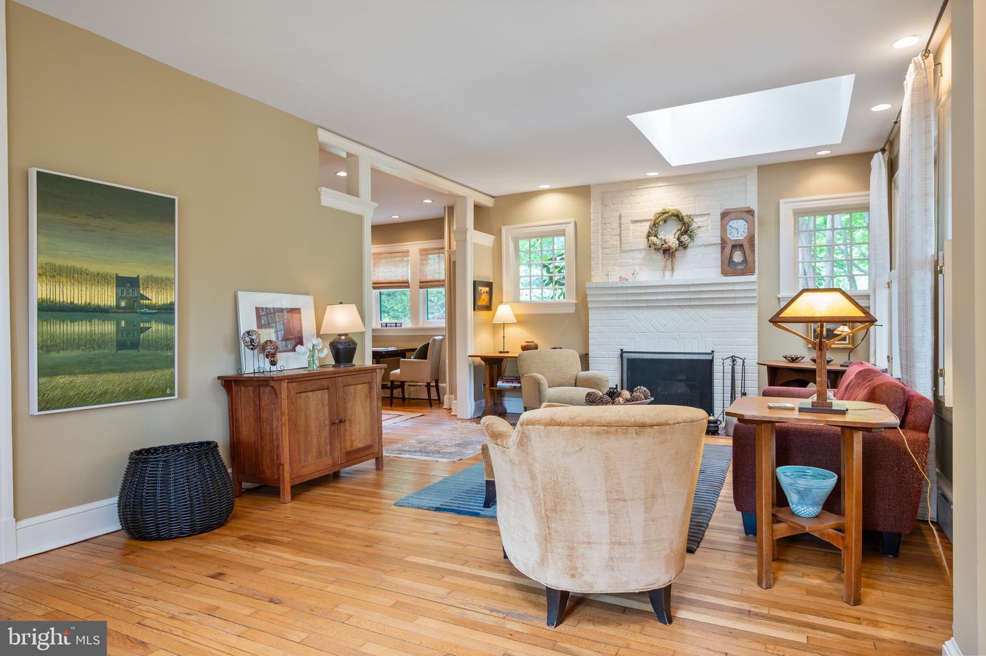 120 W MAPLE ST, ALEXANDRIA, Virginia 22301, 4 Bedrooms Bedrooms, ,3 BathroomsBathrooms,Residential,For sale,120 W MAPLE ST,VAAX2045226 MLS # VAAX2045226
