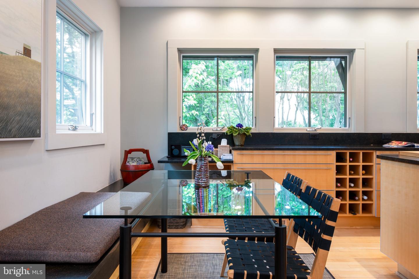 120 W MAPLE ST, ALEXANDRIA, Virginia 22301, 4 Bedrooms Bedrooms, ,3 BathroomsBathrooms,Residential,For sale,120 W MAPLE ST,VAAX2045226 MLS # VAAX2045226
