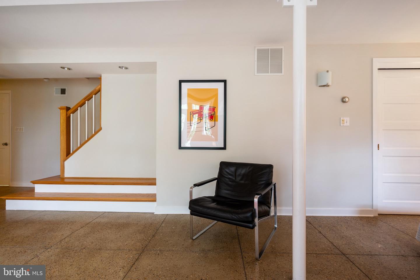120 W MAPLE ST, ALEXANDRIA, Virginia 22301, 4 Bedrooms Bedrooms, ,3 BathroomsBathrooms,Residential,For sale,120 W MAPLE ST,VAAX2045226 MLS # VAAX2045226