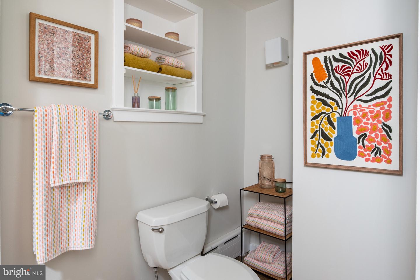 120 W MAPLE ST, ALEXANDRIA, Virginia 22301, 4 Bedrooms Bedrooms, ,3 BathroomsBathrooms,Residential,For sale,120 W MAPLE ST,VAAX2045226 MLS # VAAX2045226