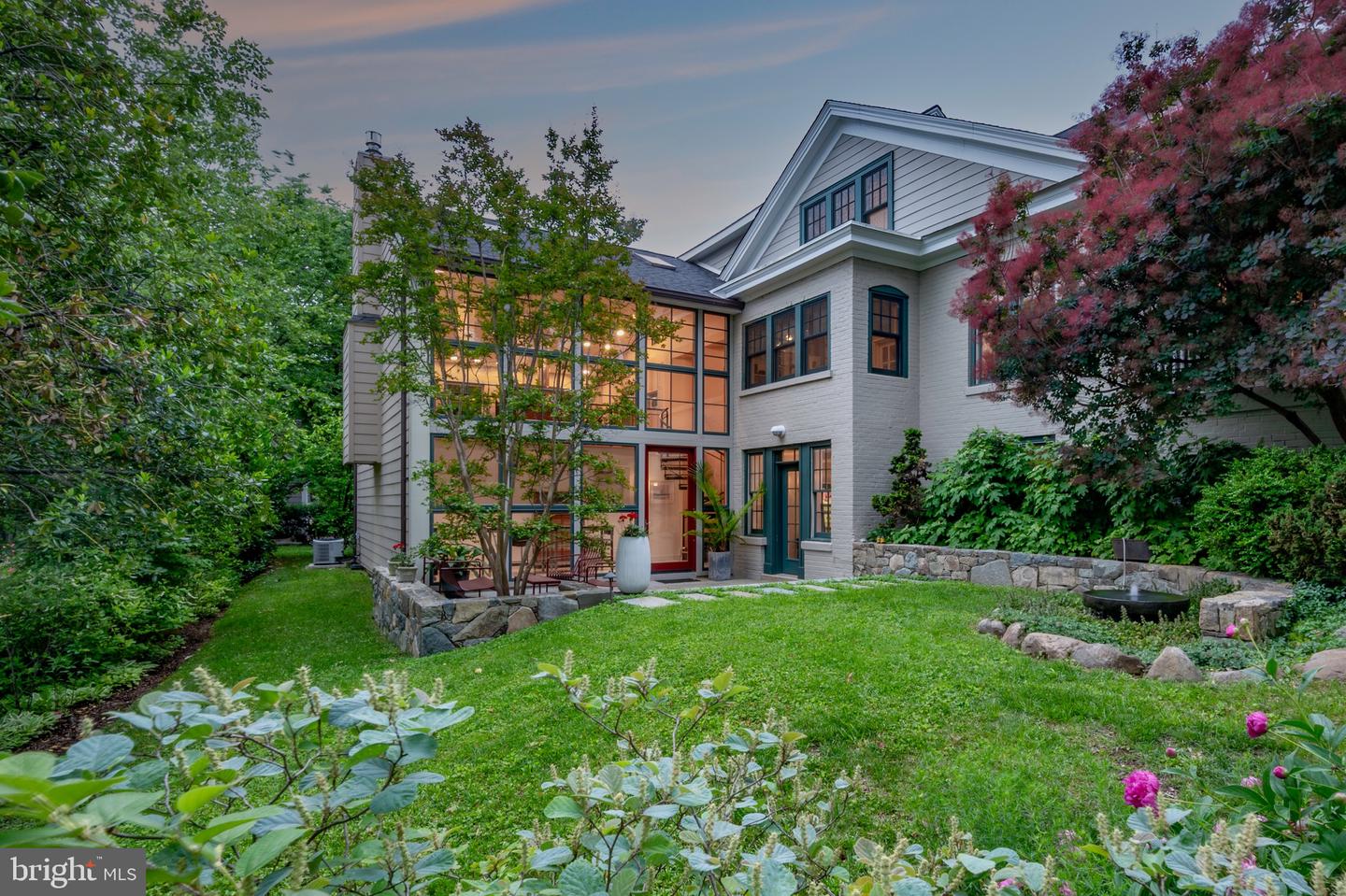 120 W MAPLE ST, ALEXANDRIA, Virginia 22301, 4 Bedrooms Bedrooms, ,3 BathroomsBathrooms,Residential,For sale,120 W MAPLE ST,VAAX2045226 MLS # VAAX2045226