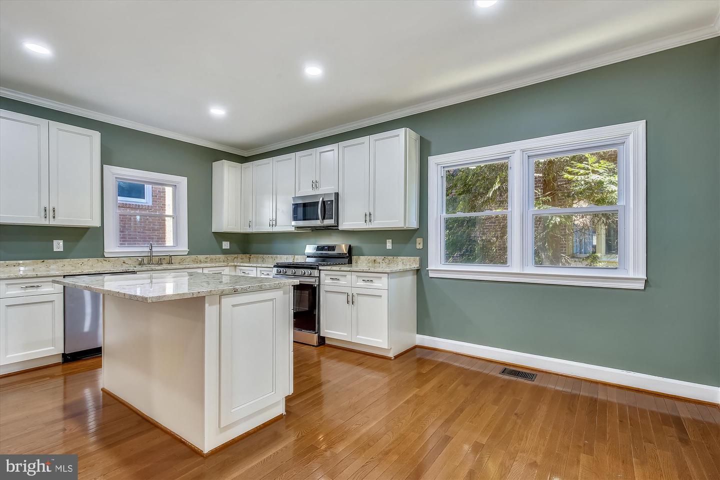 4489 SALEM LN NW, WASHINGTON, District Of Columbia 20007, 4 Bedrooms Bedrooms, ,4 BathroomsBathrooms,Residential,For sale,4489 SALEM LN NW,DCDC2200008 MLS # DCDC2200008