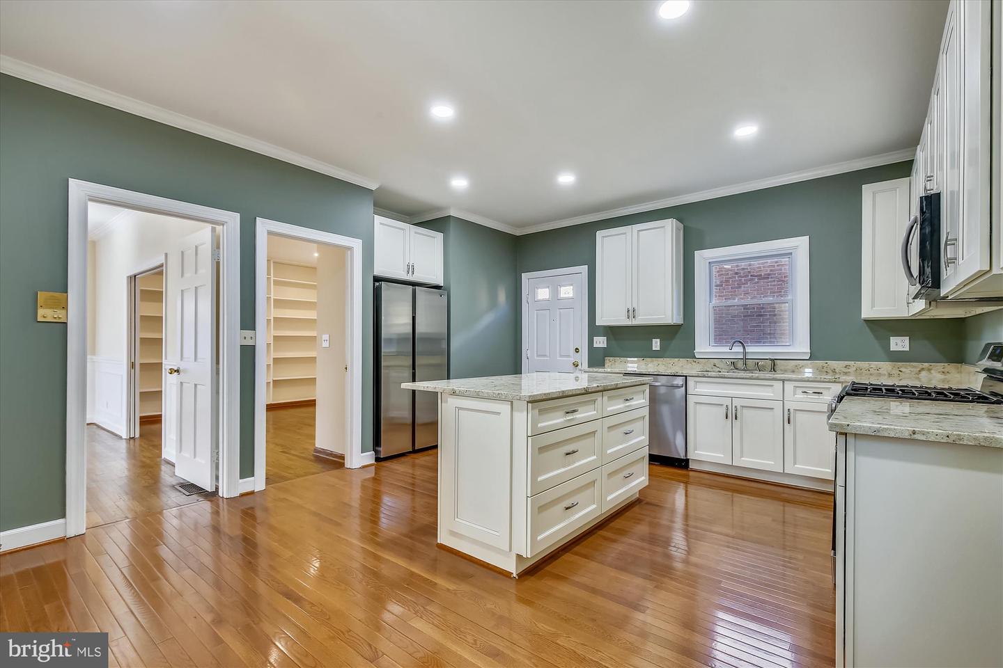4489 SALEM LN NW, WASHINGTON, District Of Columbia 20007, 4 Bedrooms Bedrooms, ,4 BathroomsBathrooms,Residential,For sale,4489 SALEM LN NW,DCDC2200008 MLS # DCDC2200008