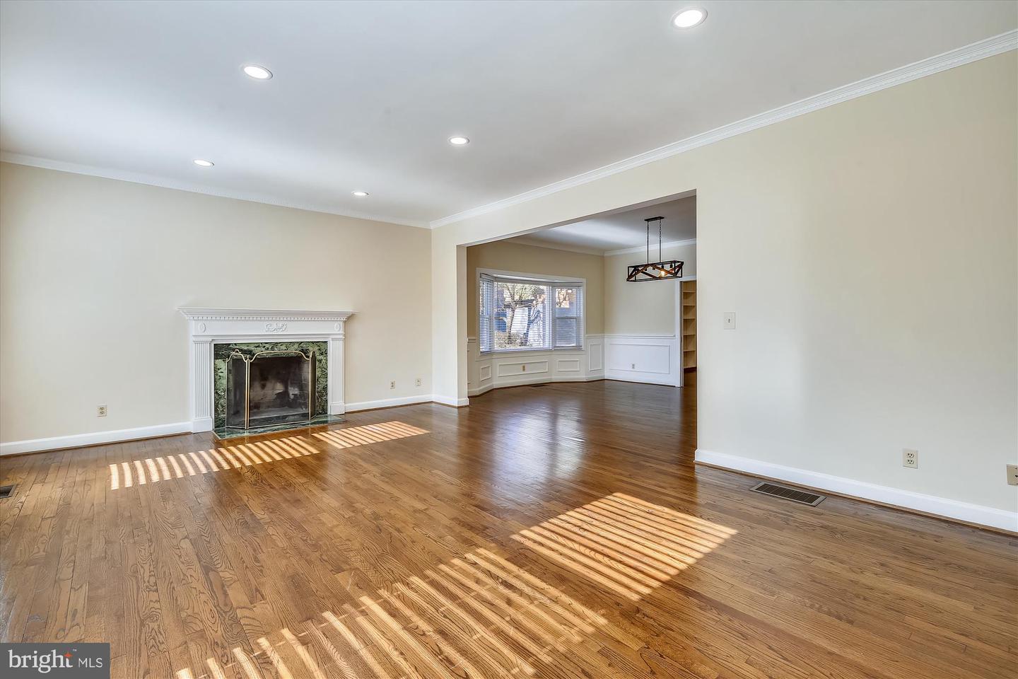 4489 SALEM LN NW, WASHINGTON, District Of Columbia 20007, 4 Bedrooms Bedrooms, ,4 BathroomsBathrooms,Residential,For sale,4489 SALEM LN NW,DCDC2200008 MLS # DCDC2200008