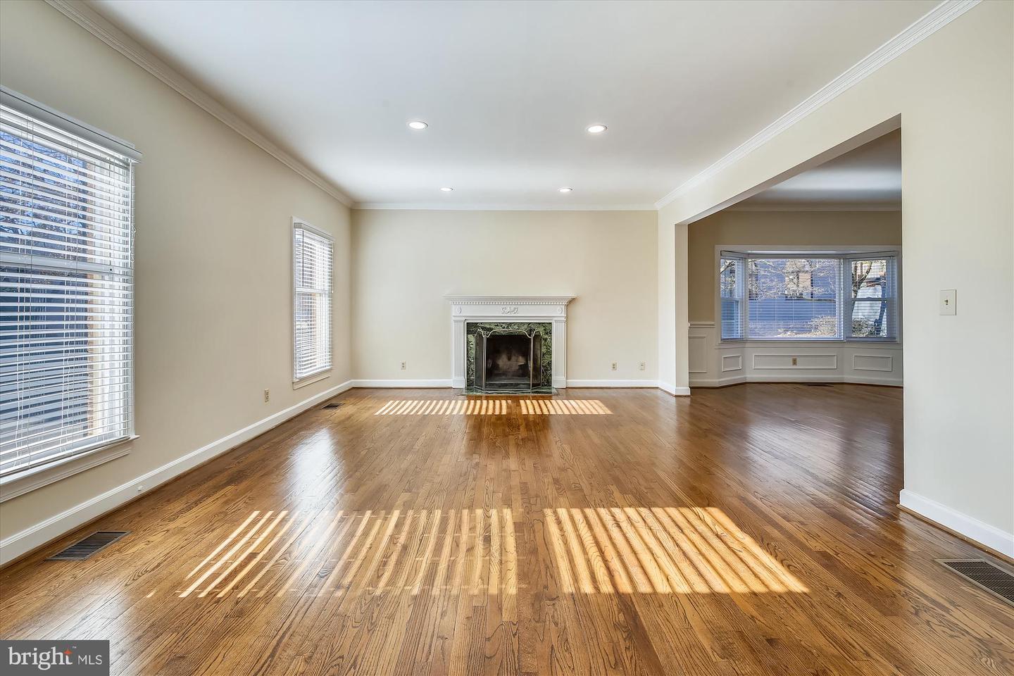 4489 SALEM LN NW, WASHINGTON, District Of Columbia 20007, 4 Bedrooms Bedrooms, ,4 BathroomsBathrooms,Residential,For sale,4489 SALEM LN NW,DCDC2200008 MLS # DCDC2200008