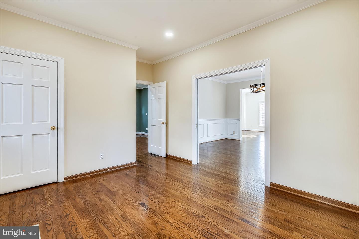 4489 SALEM LN NW, WASHINGTON, District Of Columbia 20007, 4 Bedrooms Bedrooms, ,4 BathroomsBathrooms,Residential,For sale,4489 SALEM LN NW,DCDC2200008 MLS # DCDC2200008