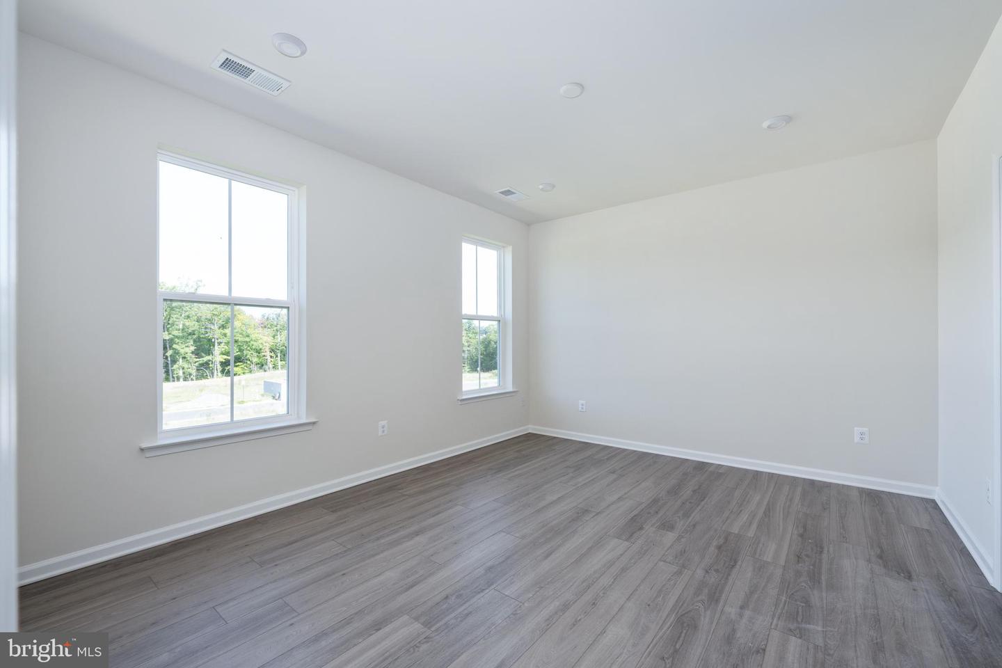 30 HYSSOP WAY #201, STAFFORD, Virginia 22554, 3 Bedrooms Bedrooms, ,2 BathroomsBathrooms,Residential,For sale,30 HYSSOP WAY #201,VAST2038712 MLS # VAST2038712