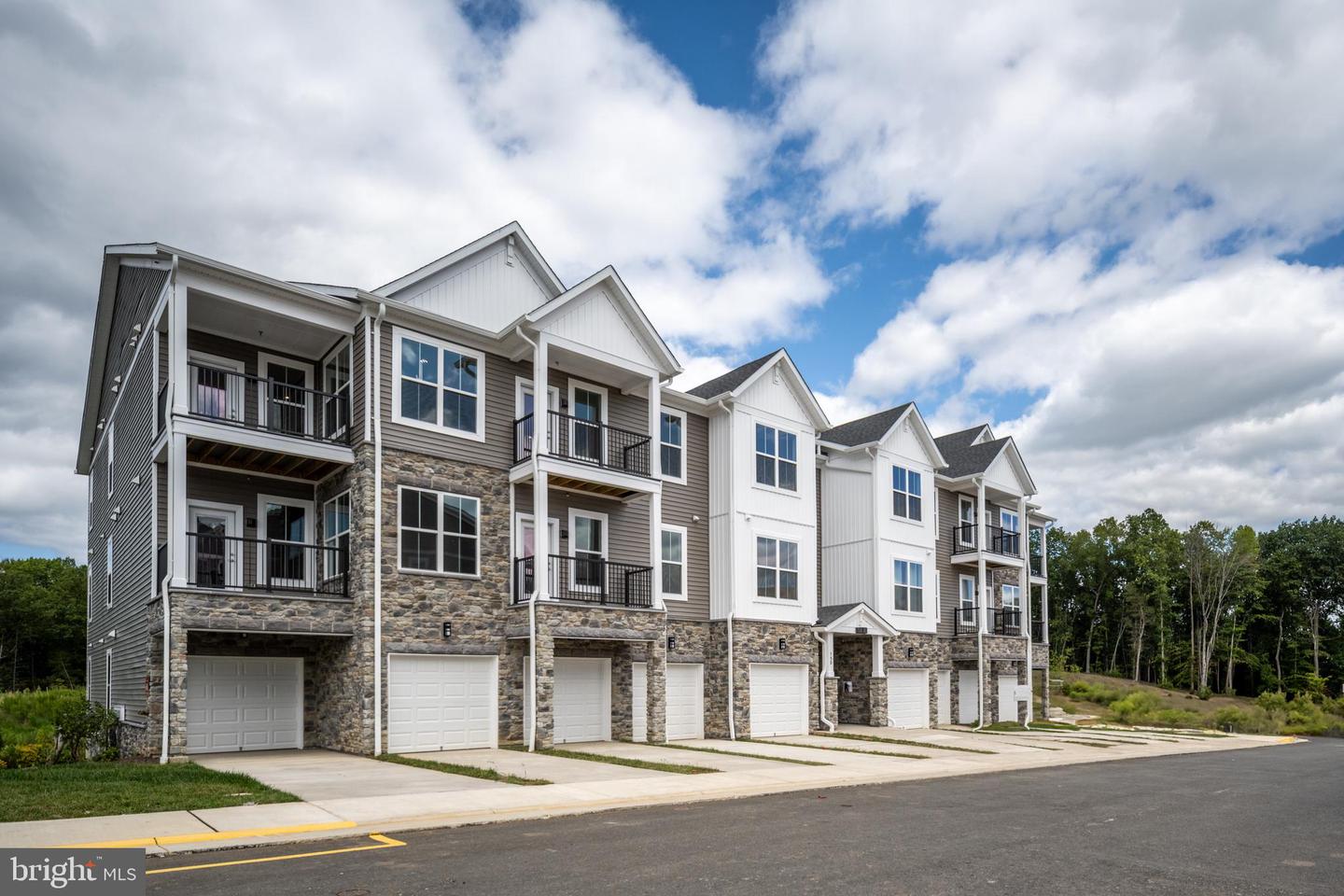 30 HYSSOP WAY #201, STAFFORD, Virginia 22554, 3 Bedrooms Bedrooms, ,2 BathroomsBathrooms,Residential,For sale,30 HYSSOP WAY #201,VAST2038712 MLS # VAST2038712