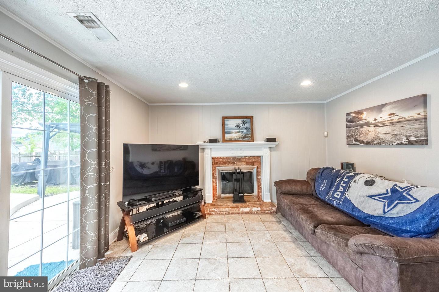 9722 COPELAND DR, MANASSAS, Virginia 20109, 5 Bedrooms Bedrooms, ,2 BathroomsBathrooms,Residential,For sale,9722 COPELAND DR,VAPW2094378 MLS # VAPW2094378
