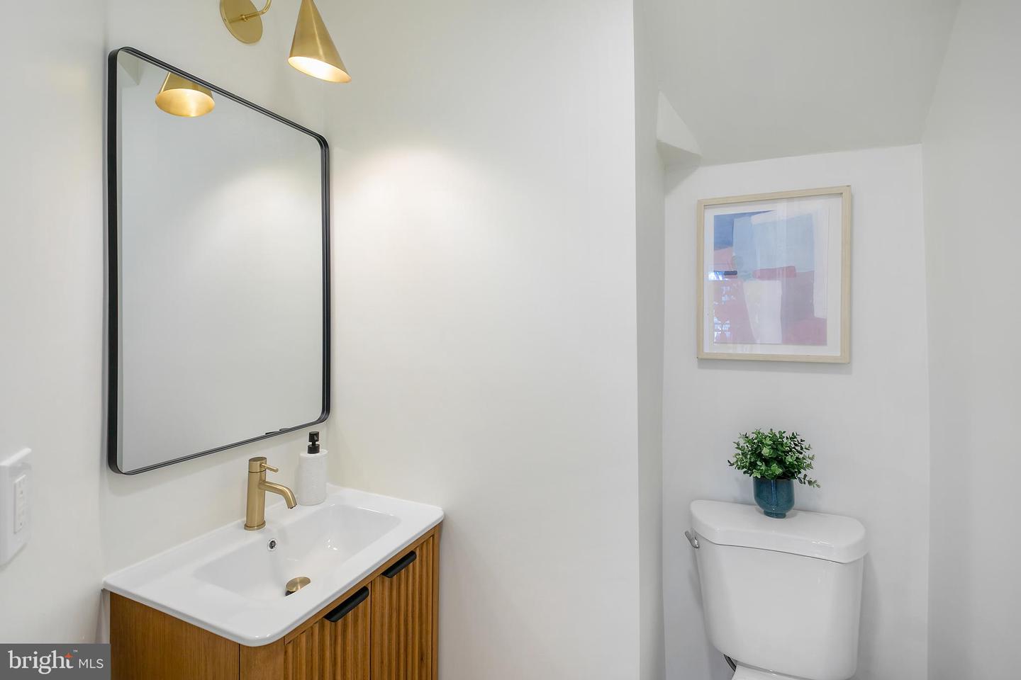 64 V ST NW, WASHINGTON, District Of Columbia 20001, 6 Bedrooms Bedrooms, ,3 BathroomsBathrooms,Residential,For sale,64 V ST NW,DCDC2199980 MLS # DCDC2199980