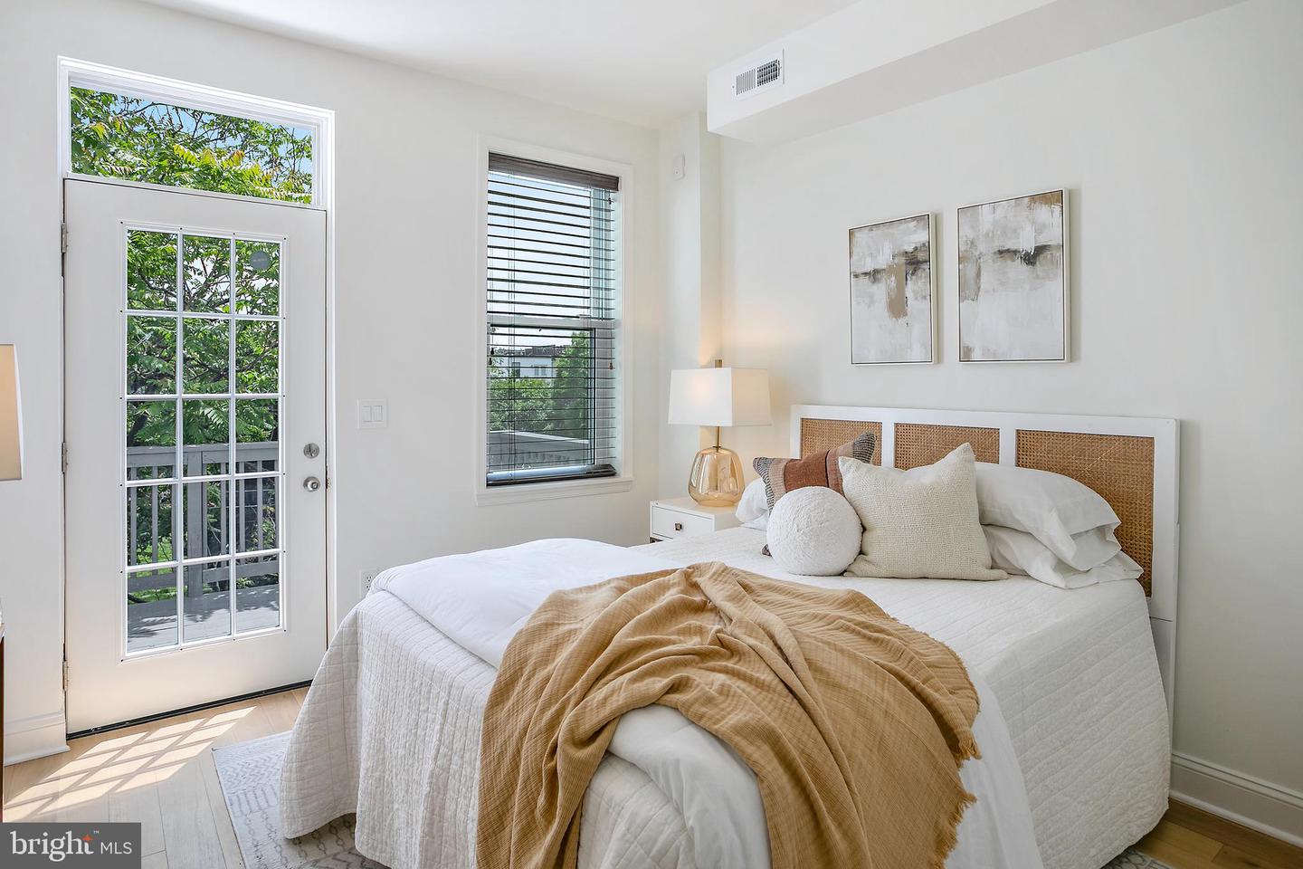 64 V ST NW, WASHINGTON, District Of Columbia 20001, 6 Bedrooms Bedrooms, ,3 BathroomsBathrooms,Residential,For sale,64 V ST NW,DCDC2199980 MLS # DCDC2199980