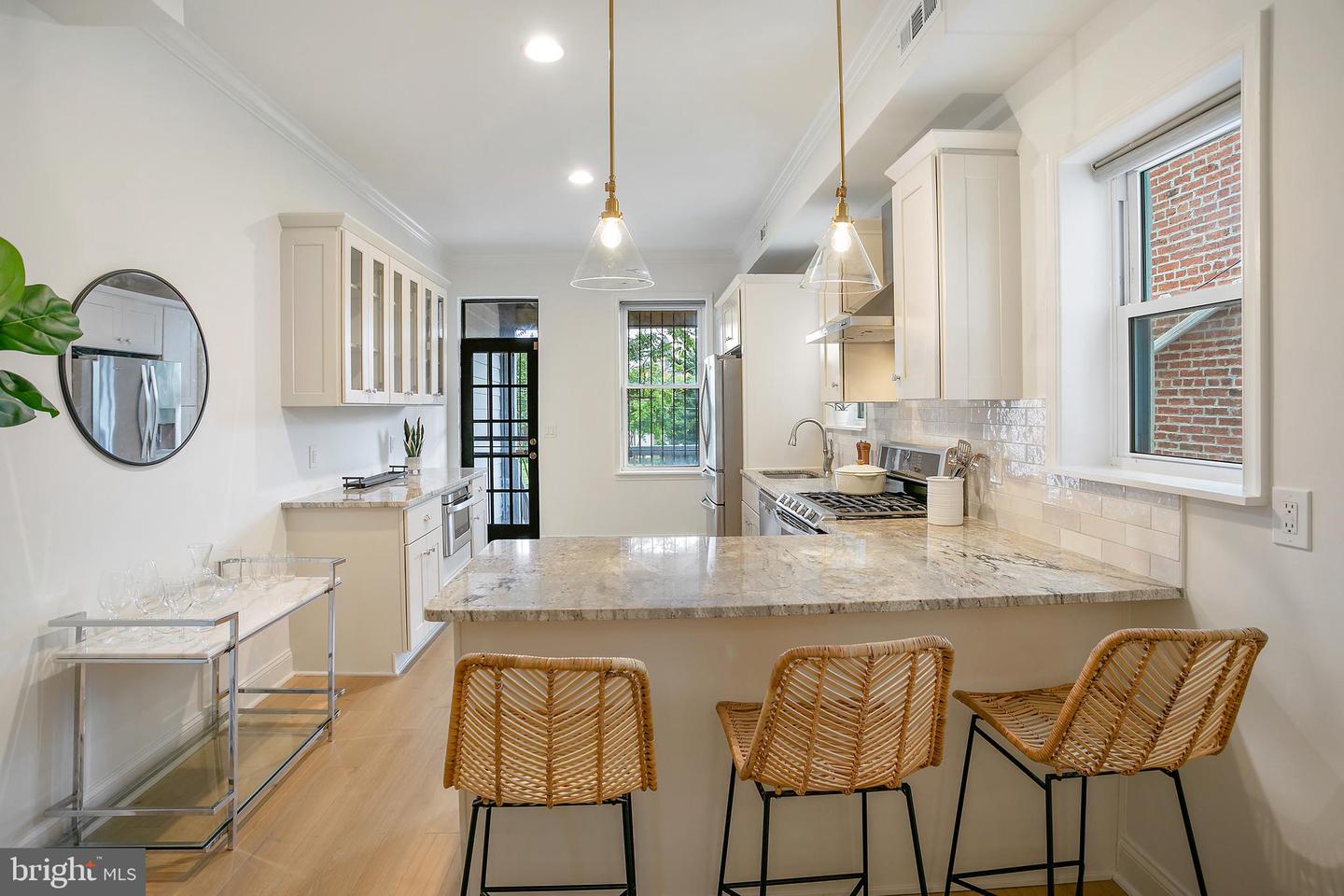 64 V ST NW, WASHINGTON, District Of Columbia 20001, 6 Bedrooms Bedrooms, ,3 BathroomsBathrooms,Residential,For sale,64 V ST NW,DCDC2199980 MLS # DCDC2199980
