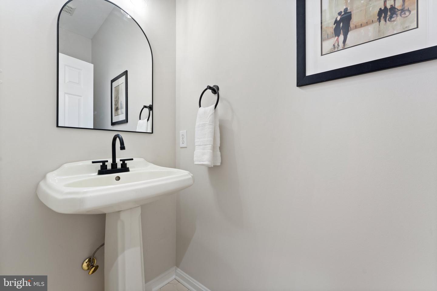 93 INDIAN VIEW CT, STAFFORD, Virginia 22554, 4 Bedrooms Bedrooms, ,3 BathroomsBathrooms,Residential,For sale,93 INDIAN VIEW CT,VAST2038680 MLS # VAST2038680