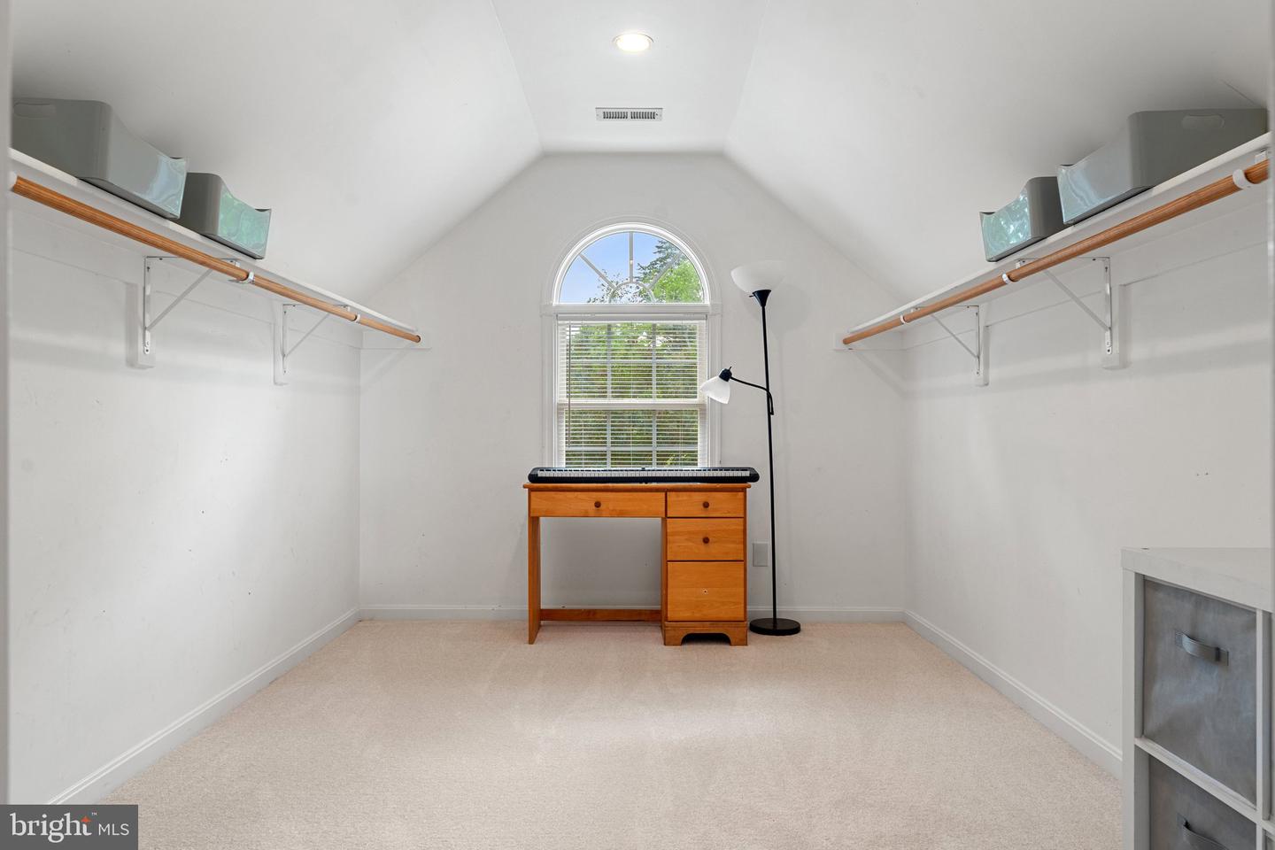 93 INDIAN VIEW CT, STAFFORD, Virginia 22554, 4 Bedrooms Bedrooms, ,3 BathroomsBathrooms,Residential,For sale,93 INDIAN VIEW CT,VAST2038680 MLS # VAST2038680