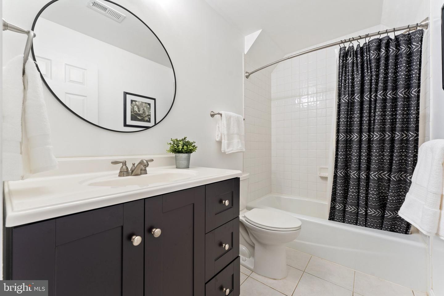 93 INDIAN VIEW CT, STAFFORD, Virginia 22554, 4 Bedrooms Bedrooms, ,3 BathroomsBathrooms,Residential,For sale,93 INDIAN VIEW CT,VAST2038680 MLS # VAST2038680