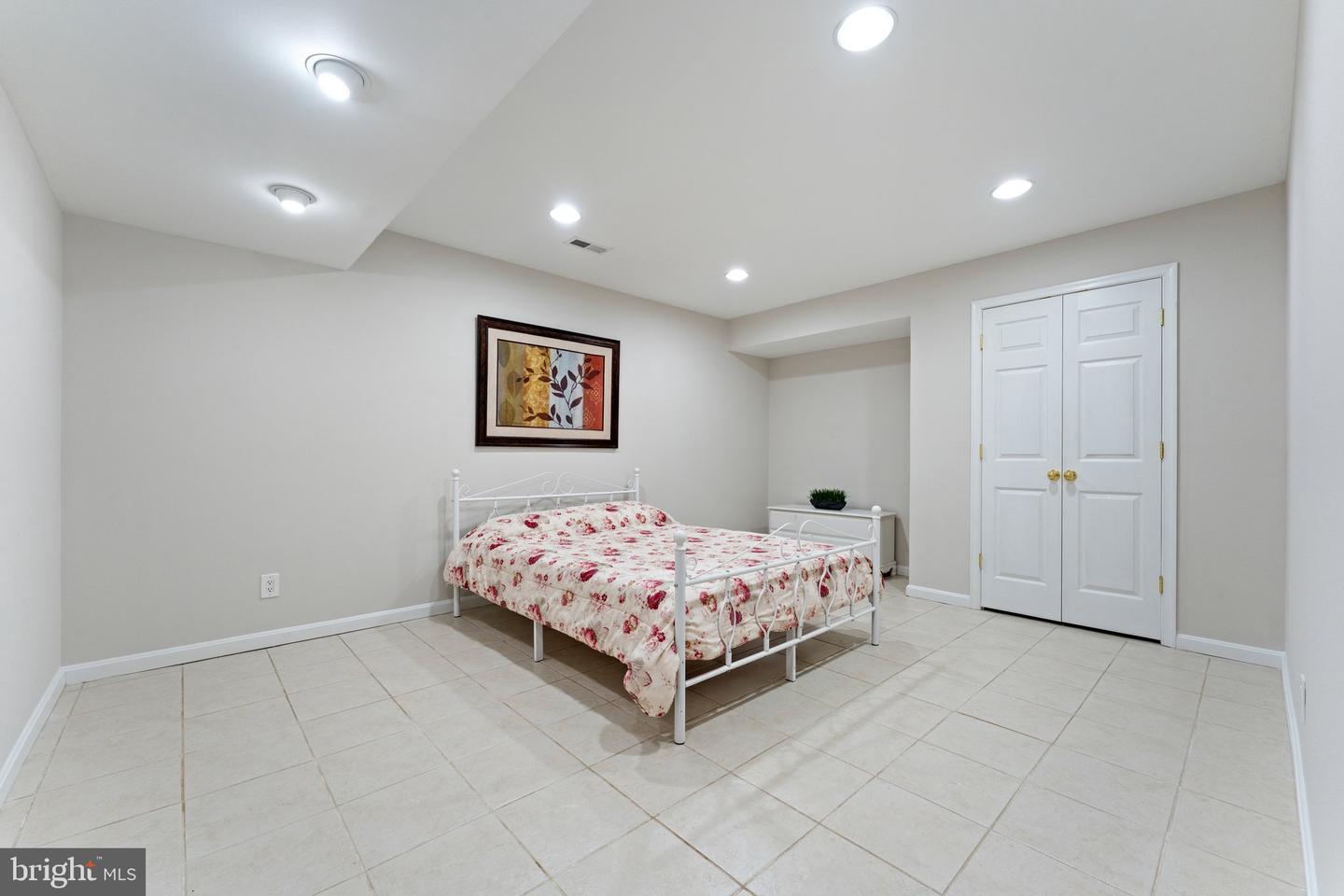 93 INDIAN VIEW CT, STAFFORD, Virginia 22554, 4 Bedrooms Bedrooms, ,3 BathroomsBathrooms,Residential,For sale,93 INDIAN VIEW CT,VAST2038680 MLS # VAST2038680