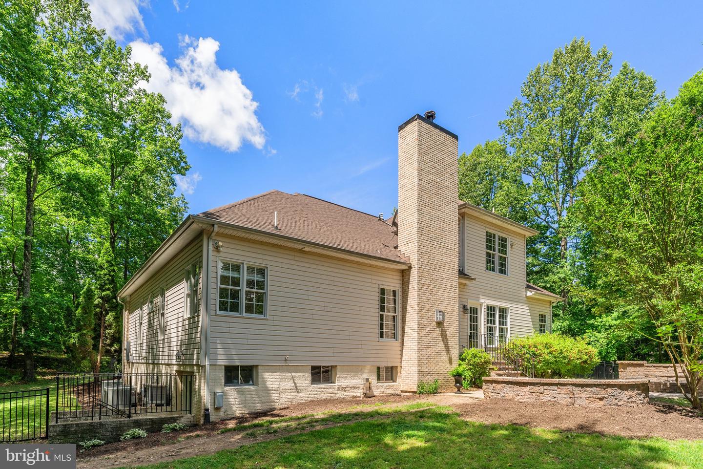 93 INDIAN VIEW CT, STAFFORD, Virginia 22554, 4 Bedrooms Bedrooms, ,3 BathroomsBathrooms,Residential,For sale,93 INDIAN VIEW CT,VAST2038680 MLS # VAST2038680
