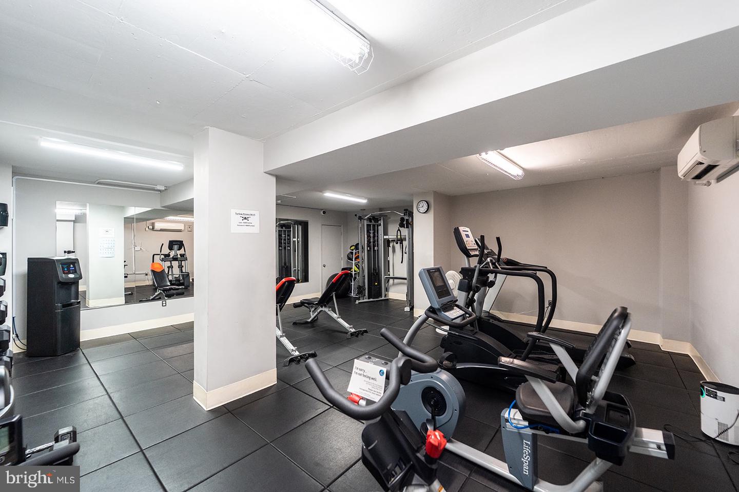 4000 TUNLAW RD NW #908, WASHINGTON, District Of Columbia 20007, 3 Bedrooms Bedrooms, ,1 BathroomBathrooms,Residential,For sale,4000 TUNLAW RD NW #908,DCDC2199920 MLS # DCDC2199920