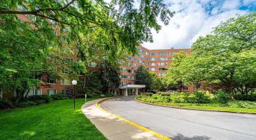 4000 TUNLAW RD NW #908, WASHINGTON, District Of Columbia 20007, 3 Bedrooms Bedrooms, ,1 BathroomBathrooms,Residential,For sale,4000 TUNLAW RD NW #908,DCDC2199920 MLS # DCDC2199920