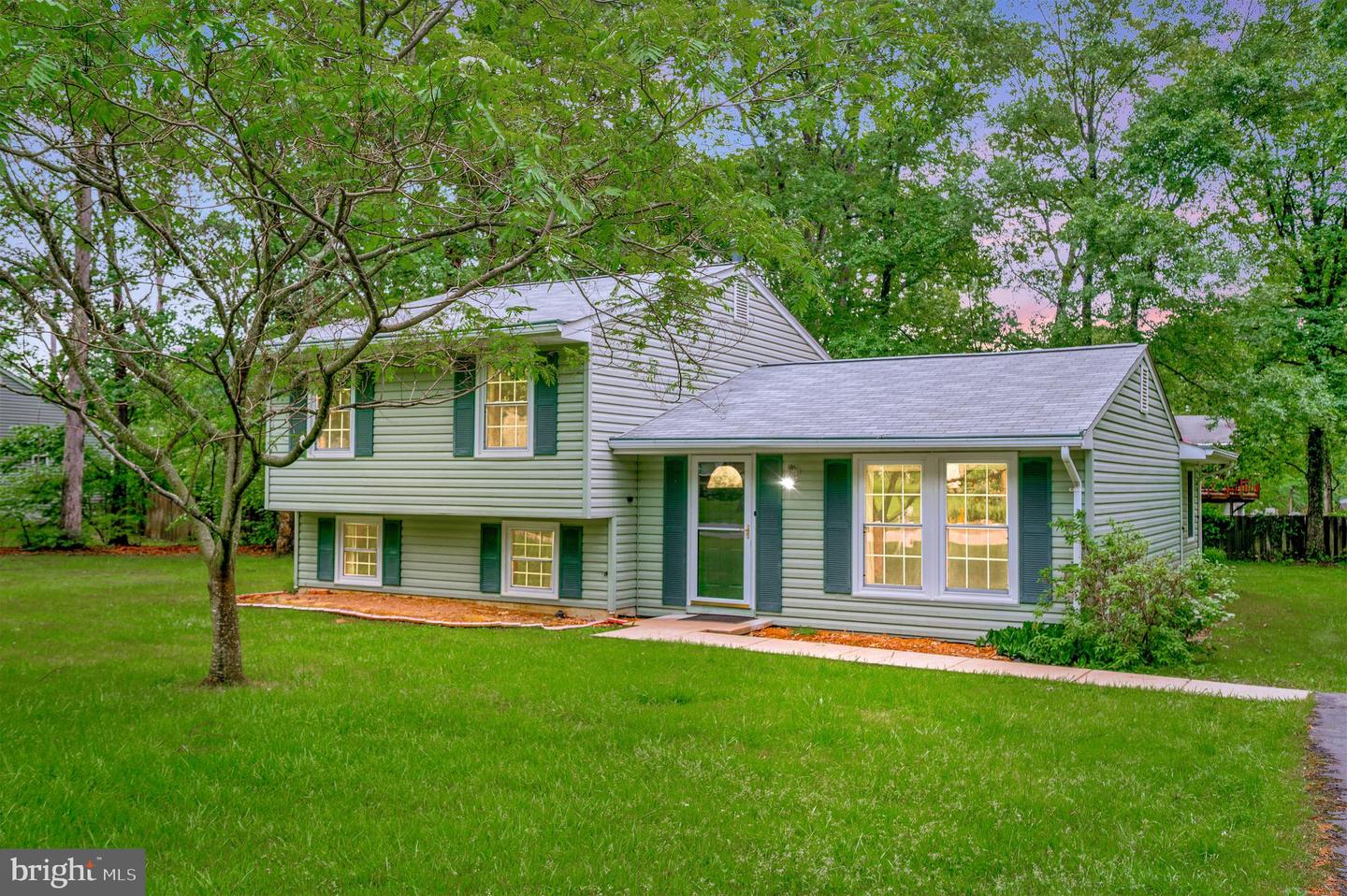 705 CHURCHILL DR, FREDERICKSBURG, Virginia 22407, 3 Bedrooms Bedrooms, ,1 BathroomBathrooms,Residential,For sale,705 CHURCHILL DR,VASP2032990 MLS # VASP2032990