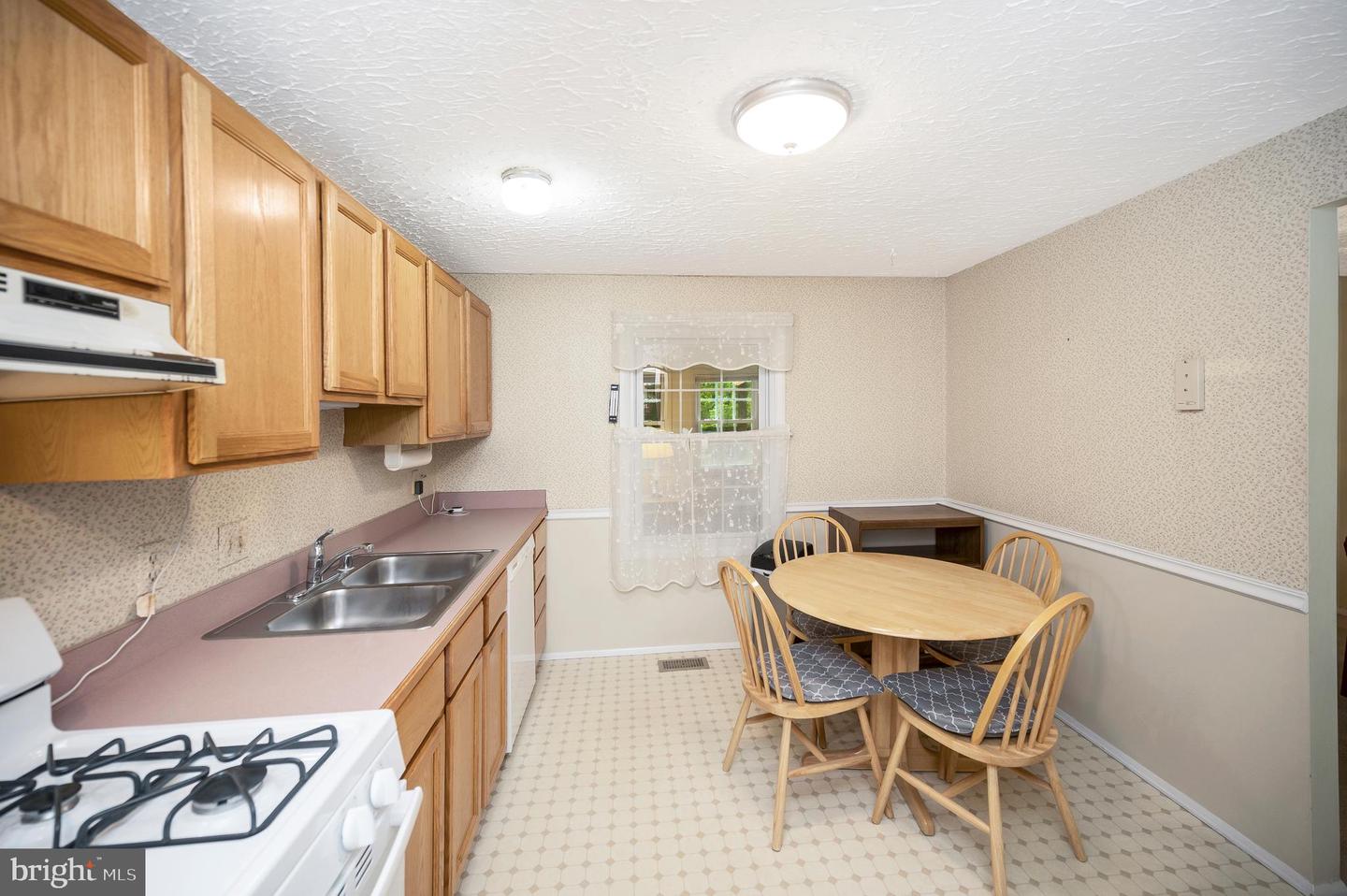 705 CHURCHILL DR, FREDERICKSBURG, Virginia 22407, 3 Bedrooms Bedrooms, ,1 BathroomBathrooms,Residential,For sale,705 CHURCHILL DR,VASP2032990 MLS # VASP2032990