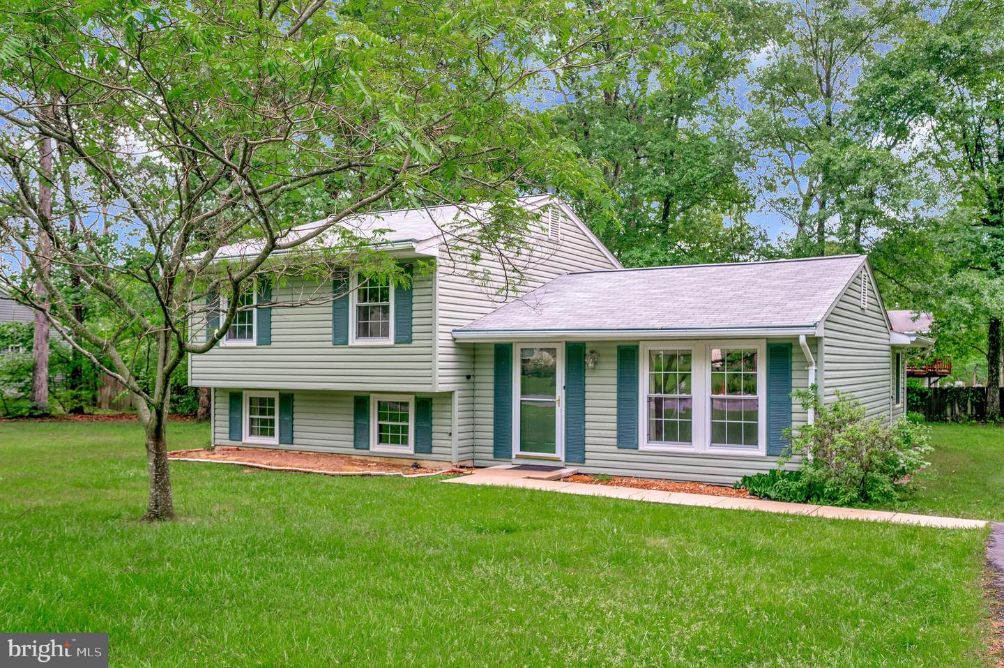 705 CHURCHILL DR, FREDERICKSBURG, Virginia 22407, 3 Bedrooms Bedrooms, ,1 BathroomBathrooms,Residential,For sale,705 CHURCHILL DR,VASP2032990 MLS # VASP2032990
