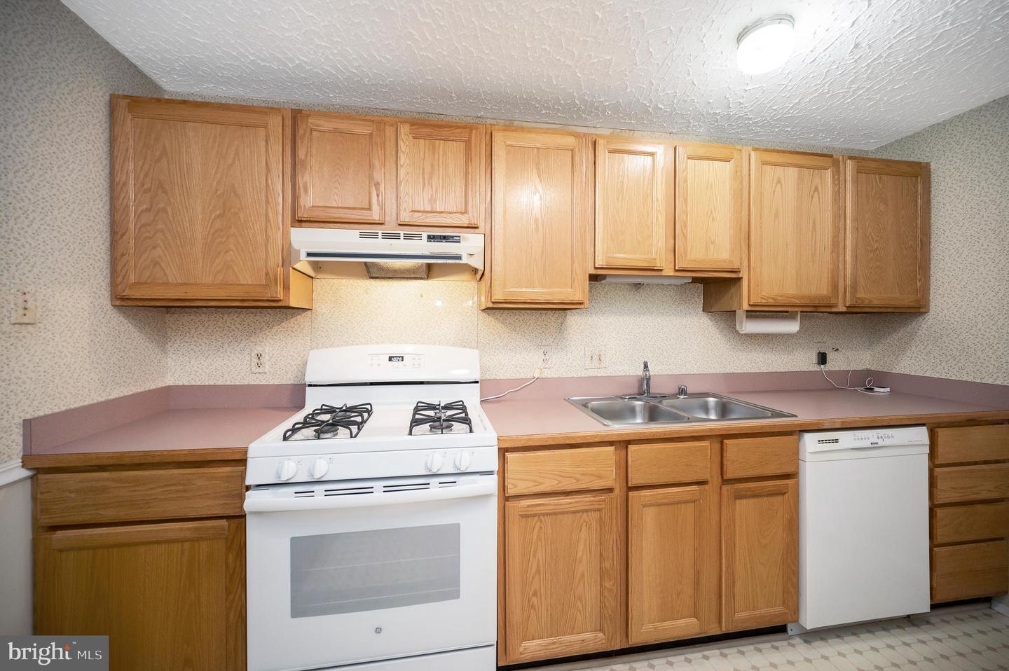 705 CHURCHILL DR, FREDERICKSBURG, Virginia 22407, 3 Bedrooms Bedrooms, ,1 BathroomBathrooms,Residential,For sale,705 CHURCHILL DR,VASP2032990 MLS # VASP2032990
