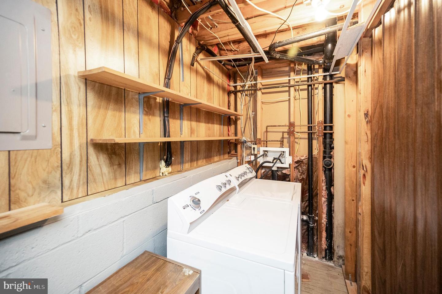 705 CHURCHILL DR, FREDERICKSBURG, Virginia 22407, 3 Bedrooms Bedrooms, ,1 BathroomBathrooms,Residential,For sale,705 CHURCHILL DR,VASP2032990 MLS # VASP2032990