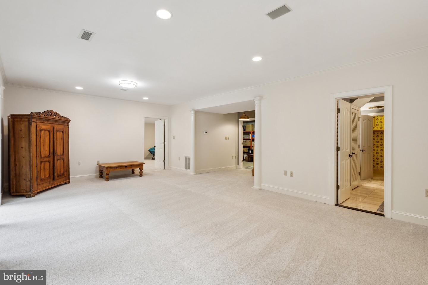 9409 WINDY HILL DR, NOKESVILLE, Virginia 20181, 4 Bedrooms Bedrooms, ,3 BathroomsBathrooms,Residential,For sale,9409 WINDY HILL DR,VAPW2094392 MLS # VAPW2094392