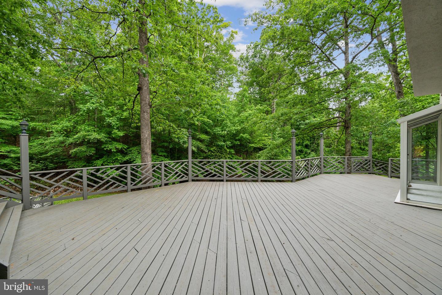 9409 WINDY HILL DR, NOKESVILLE, Virginia 20181, 4 Bedrooms Bedrooms, ,3 BathroomsBathrooms,Residential,For sale,9409 WINDY HILL DR,VAPW2094392 MLS # VAPW2094392