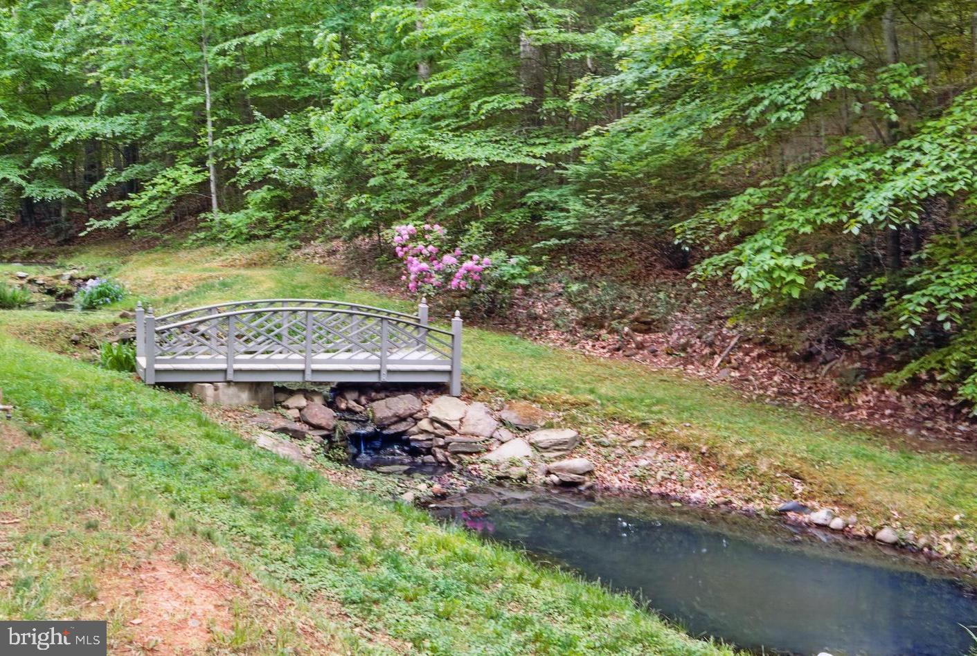 9409 WINDY HILL DR, NOKESVILLE, Virginia 20181, 4 Bedrooms Bedrooms, ,3 BathroomsBathrooms,Residential,For sale,9409 WINDY HILL DR,VAPW2094392 MLS # VAPW2094392