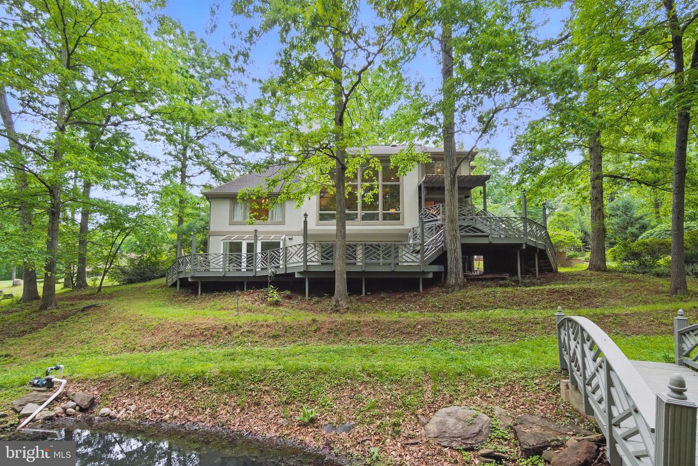 9409 WINDY HILL DR, NOKESVILLE, Virginia 20181, 4 Bedrooms Bedrooms, ,3 BathroomsBathrooms,Residential,For sale,9409 WINDY HILL DR,VAPW2094392 MLS # VAPW2094392