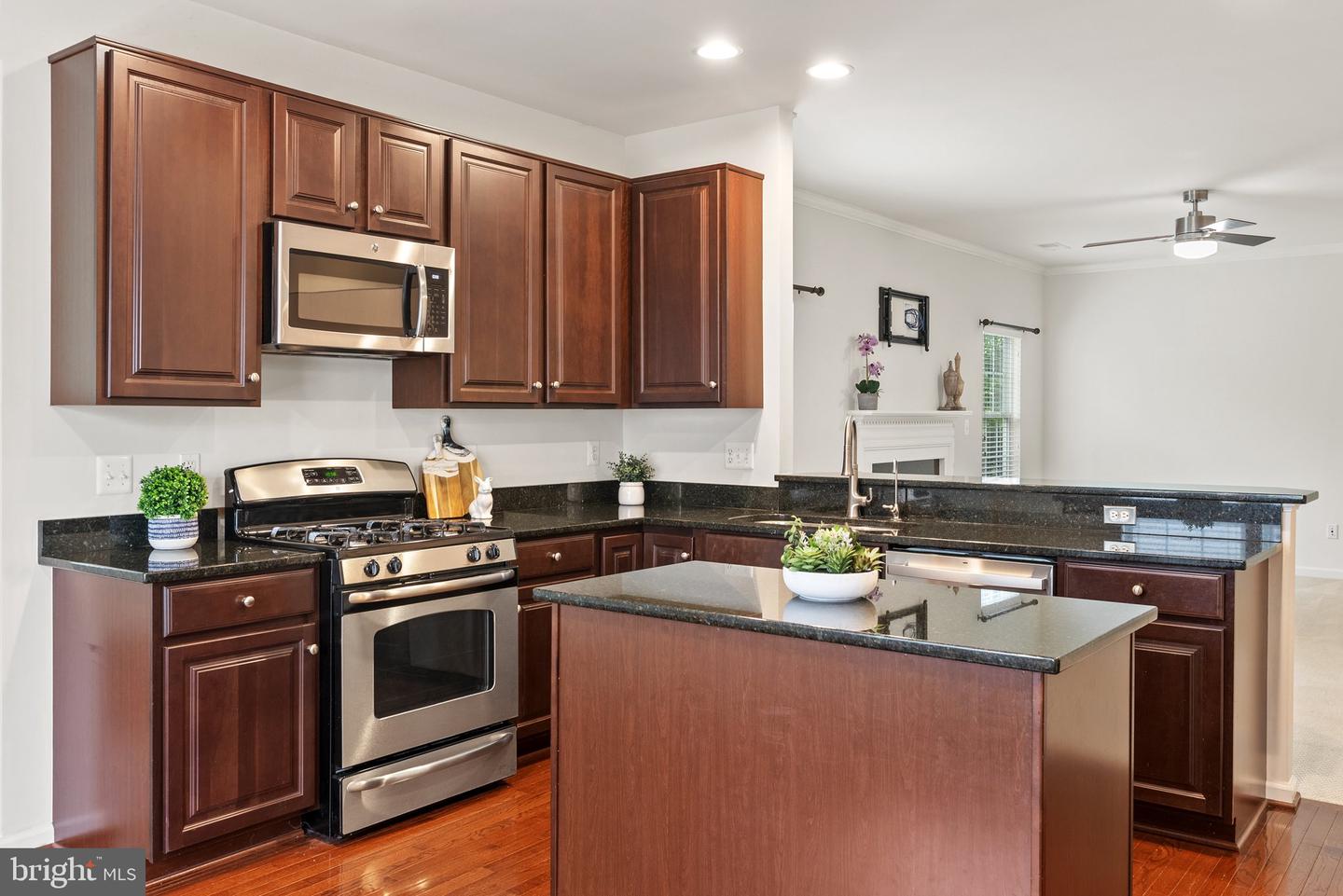 3714 LILLY LN, WARRENTON, Virginia 20187, 3 Bedrooms Bedrooms, ,2 BathroomsBathrooms,Residential,For sale,3714 LILLY LN,VAFQ2016576 MLS # VAFQ2016576