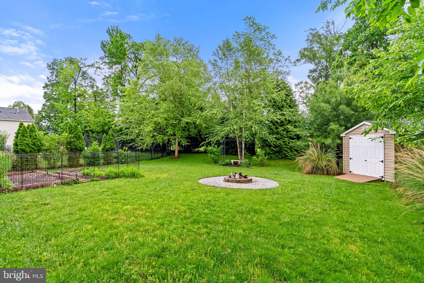 3714 LILLY LN, WARRENTON, Virginia 20187, 3 Bedrooms Bedrooms, ,2 BathroomsBathrooms,Residential,For sale,3714 LILLY LN,VAFQ2016576 MLS # VAFQ2016576